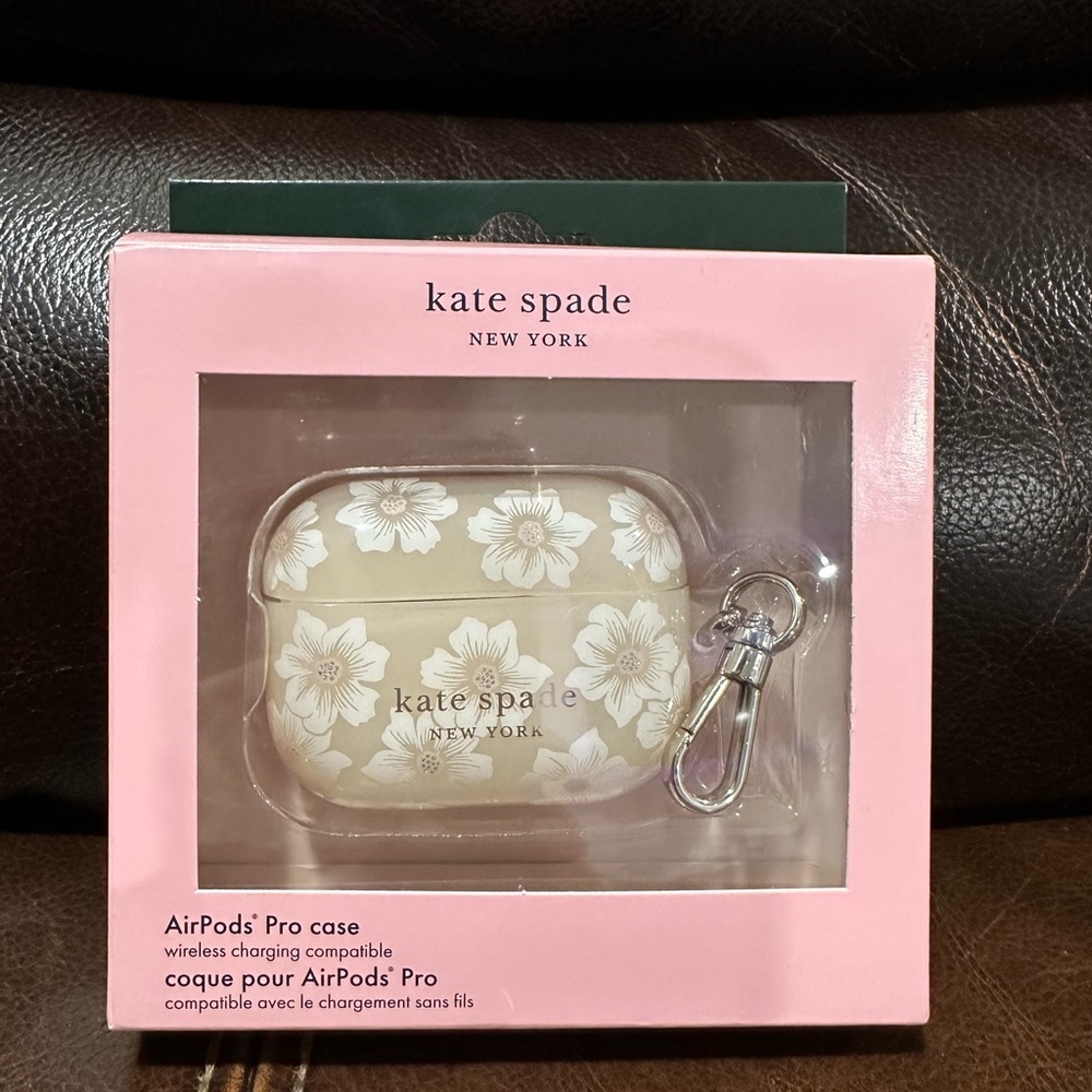 Kate Spade AirPods Pro case